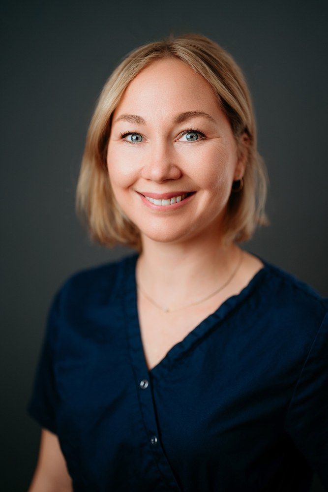 Carina Weber, Zahn&auml;rztin