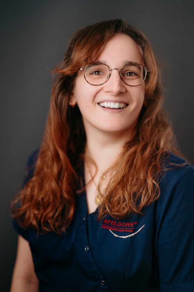Constanze G&uuml;nther, Zahn&auml;rztin
